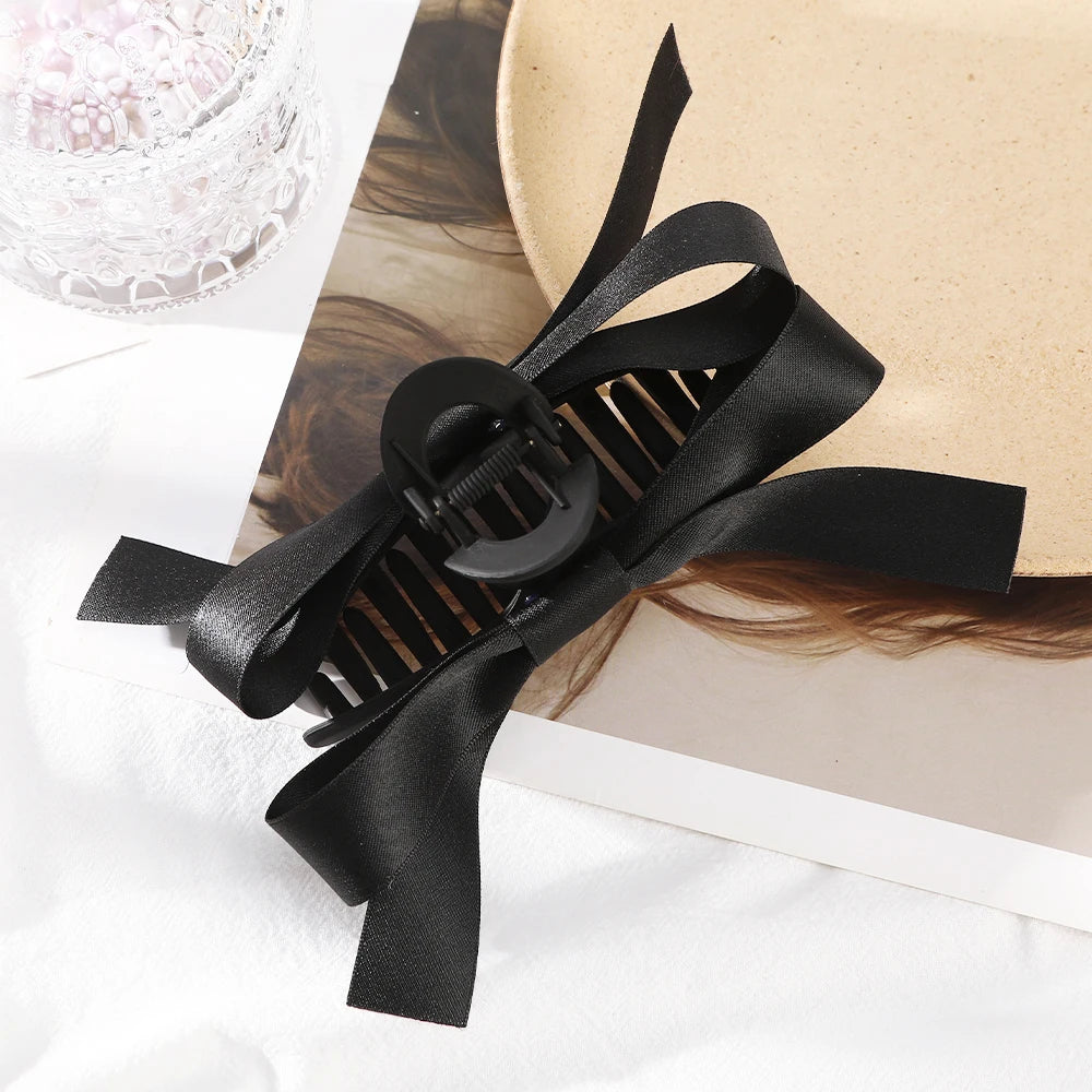 Black White Bowknot Hair Claw Big Satin Bow Hair Clips Vintage Baroque Satin Crab Hairpins for Elegant Women Hair Accessories